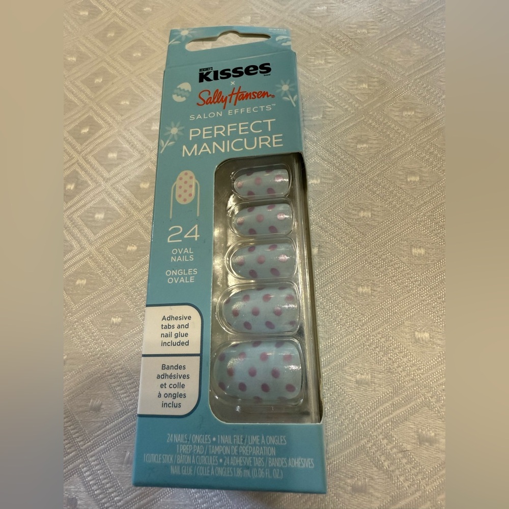 Press on nails